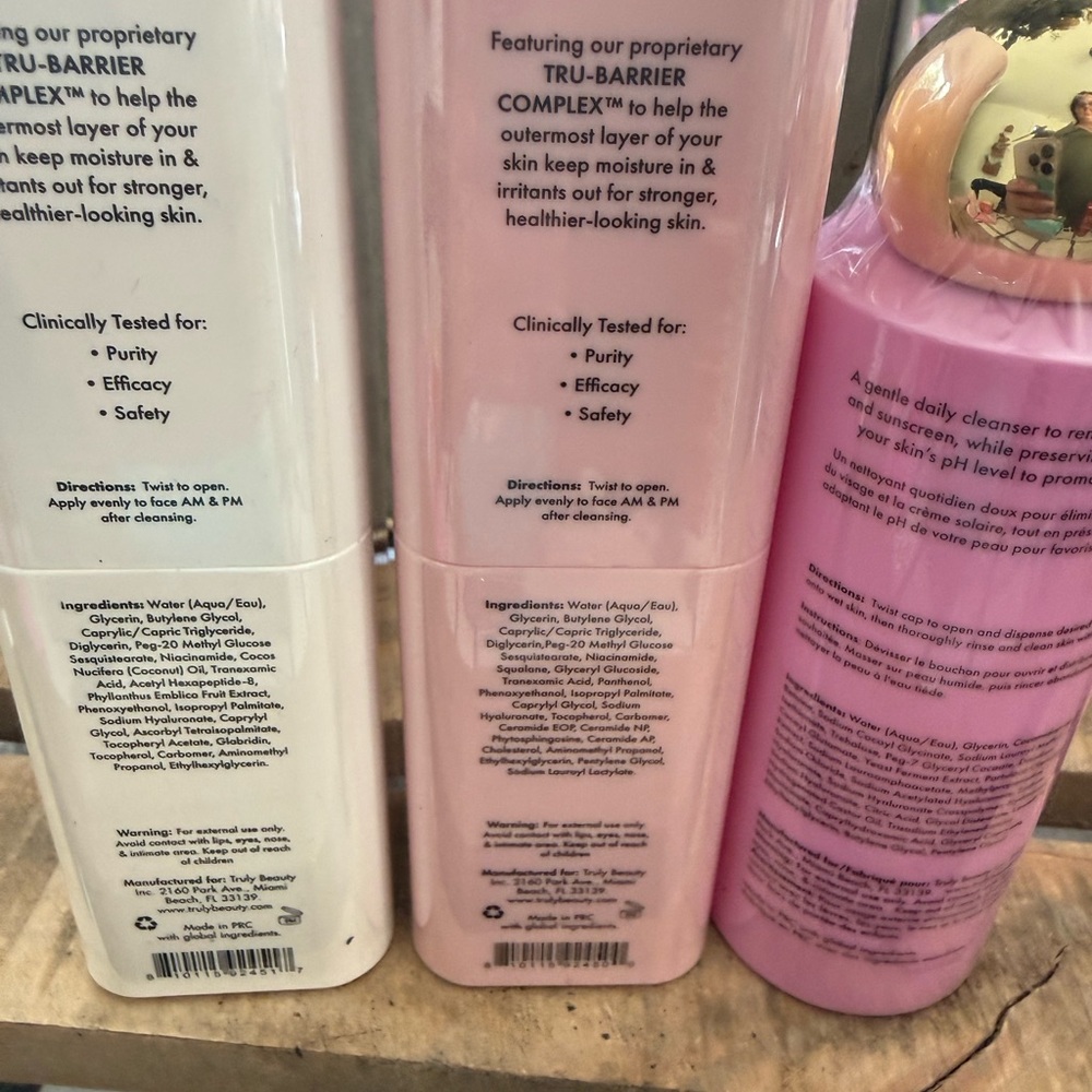 (3) TRULY Clinical Hydrating & Brightening Face Serums -plus cleanser - Picture 5 of 5